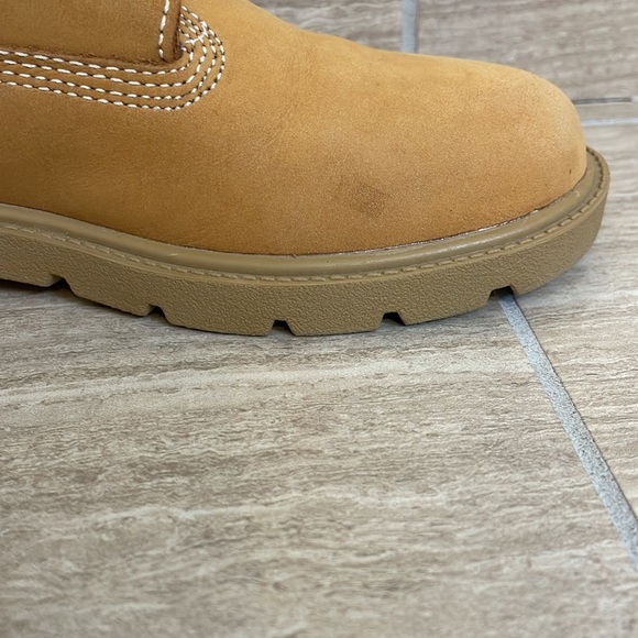 TIMBERLAND UEC Boys Size 2 Classic Waterproof Boots Wheat Lace-up non-marking - Picture 10 of 12